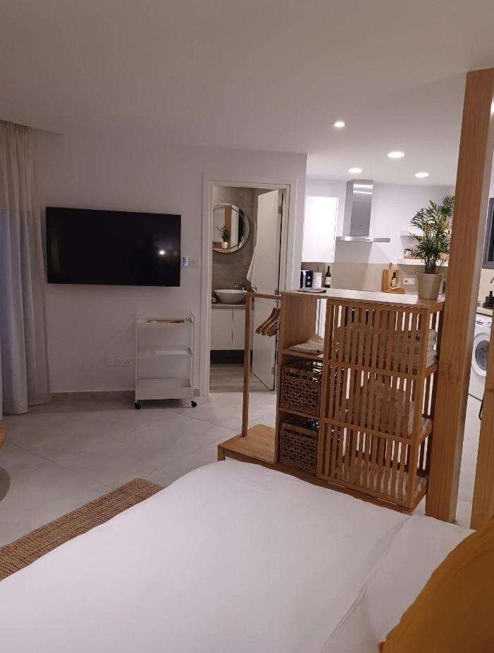 Terrazza Suites Paphos Eksteriør billede