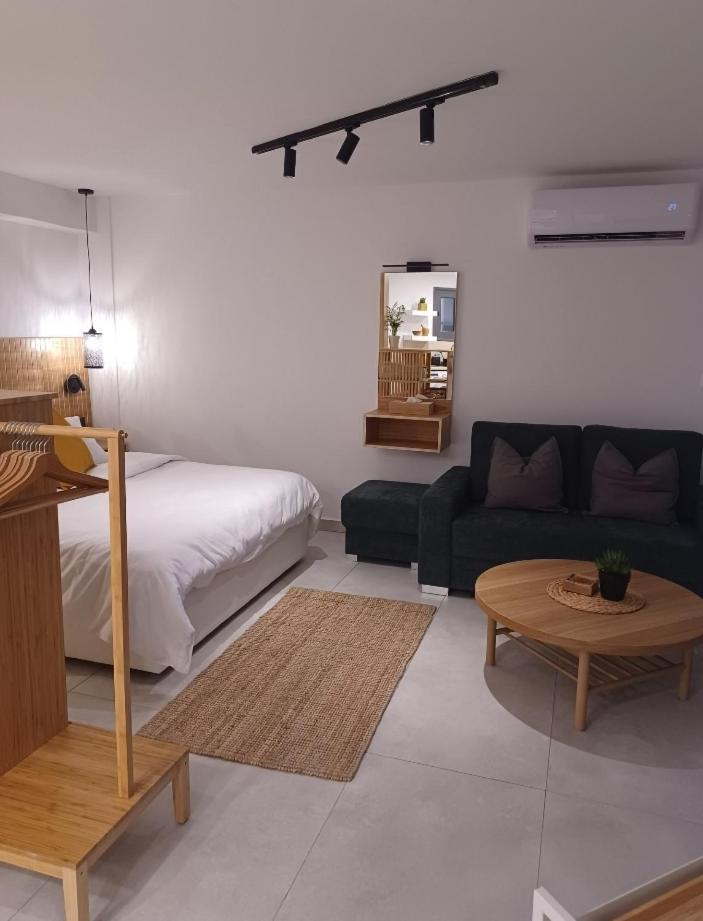 Terrazza Suites Paphos Eksteriør billede